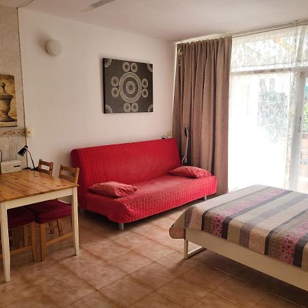 Studio With Garden Arona  Ngoại thất bức ảnh
